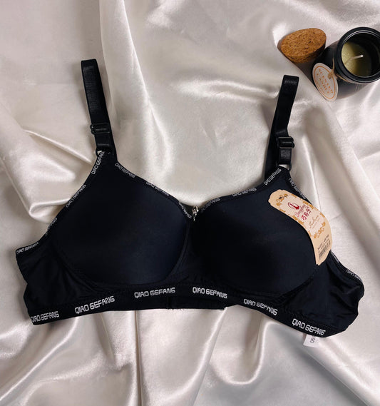 LIGHTLY PADDED NON WIRED TSHIRT BRA